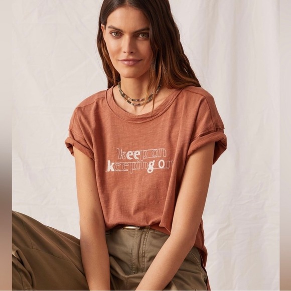 Anthropologie Tops - Anthropologie Oversized Tee T-Shirt‎ Size Medium Keep on Keeping On Graphic